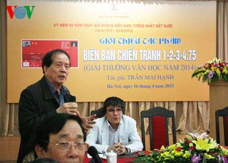 Veteran journalist Tran Mai Hanh and his novel “A War Account 1-2-3-4.75” - ảnh 2